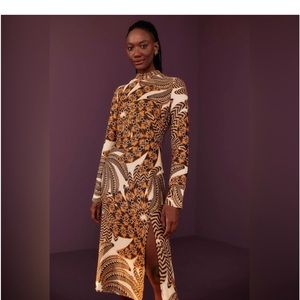 NWT FARM Rio Yawanawa Vanahu Printed Midi Ethnic Tribal Dress Size Medium